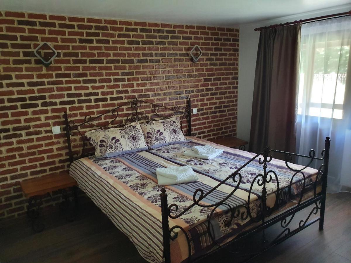 Rooms Poienita Slănic-Moldova Eksteriør billede