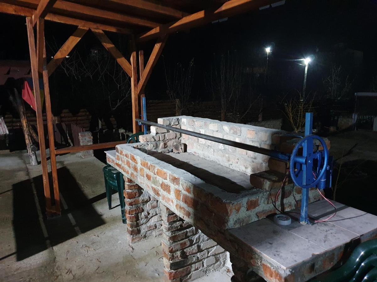 Rooms Poienita Slănic-Moldova Eksteriør billede